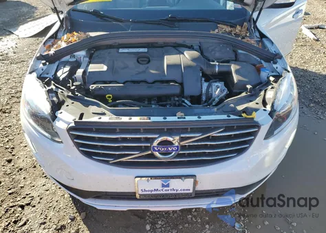 2015 Volvo Xc60 T6 Platinum z USA, uszkodzony, nr VIN YV4902RD1F2582807